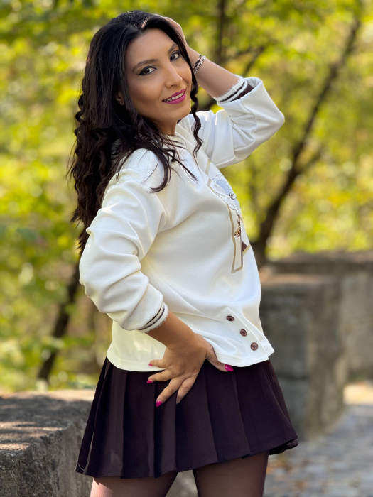 Bluza cu floare [4]