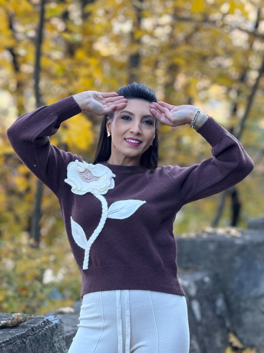 Bluza cu floare mare [1]