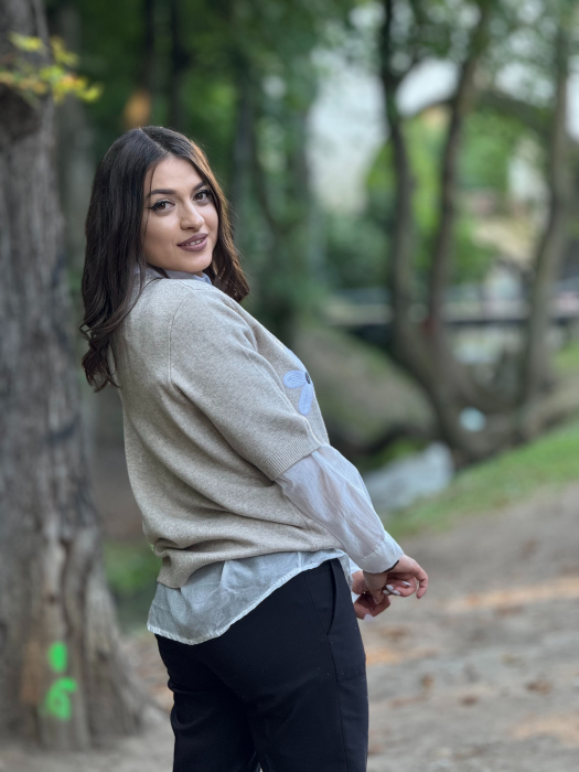 Bluza cu floricele [4]