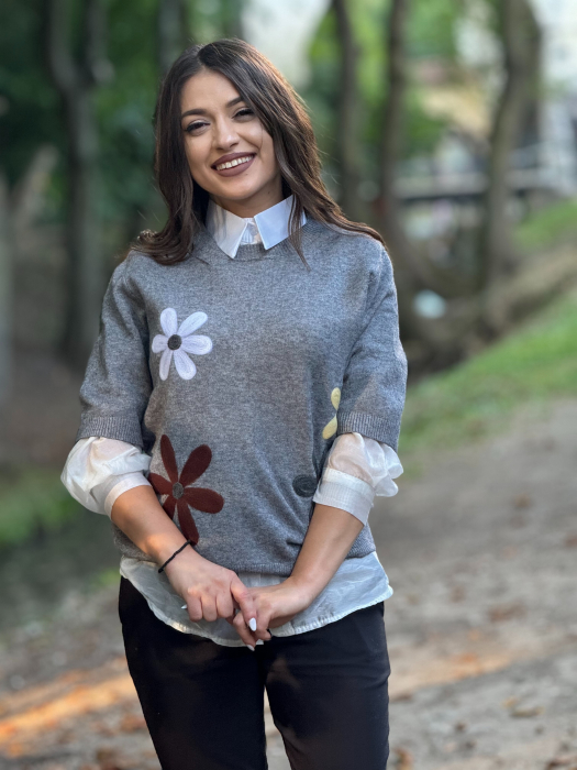 Bluza cu floricele [2]