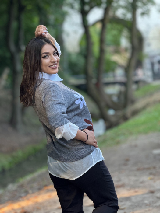 Bluza cu floricele [4]