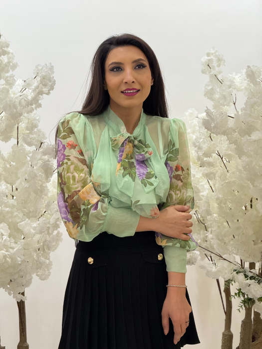 Bluza cu fundita si volanase [2]