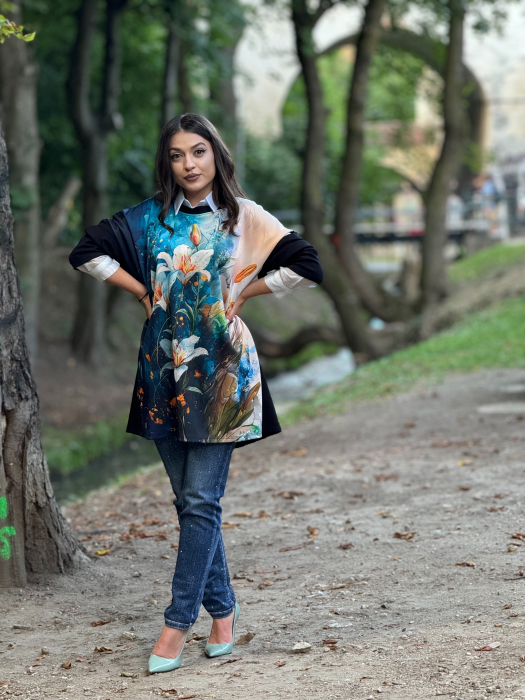 Bluza cu imprimeu crin [3]