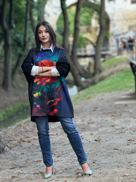 Bluza cu imprimeu floare rosie [1]