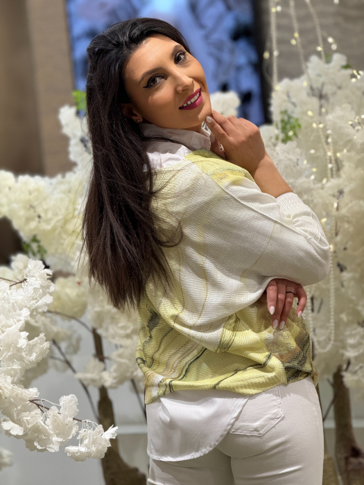 Bluza cu imprimeu mozaic [4]