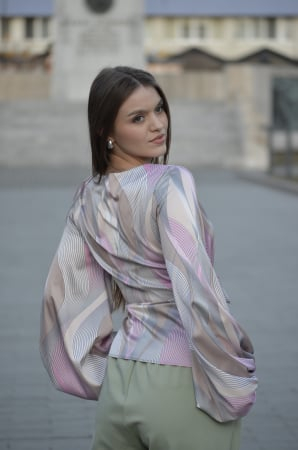 Bluza cu maneca bufanta [3]