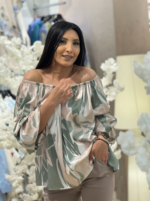 Bluza cu maneca bufanta cu imprimeu bej si turcoaz [3]