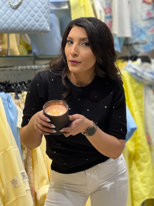 Bluza cu maneca scurta si aplicatii aurii [2]