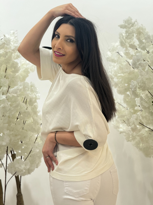 Bluza cu nasture supradimensionat [4]