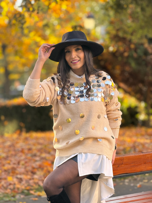 Bluza cu paiete mari [2]