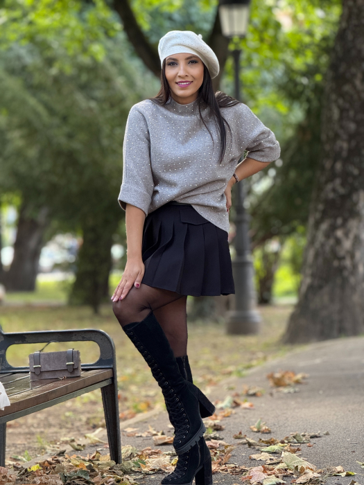Bluza cu pietricele aplicate [4]