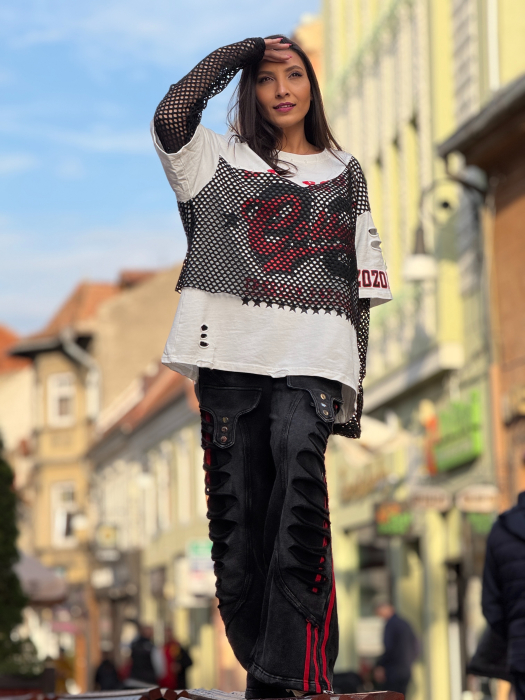 Bluza cu plasa si detaliu rosu [5]