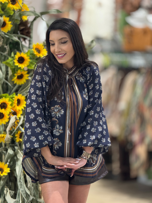 Bluza cu print floral [2]