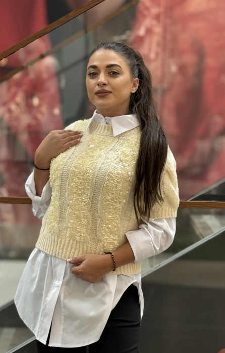 Bluza cu sclipici si maneca scurta [4]