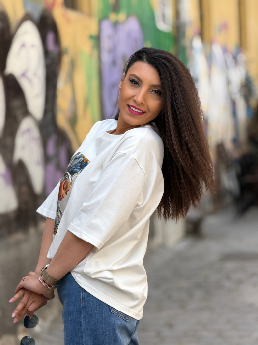 Bluza din bumbac cu imprimeu fata cu turban si perlute [6]