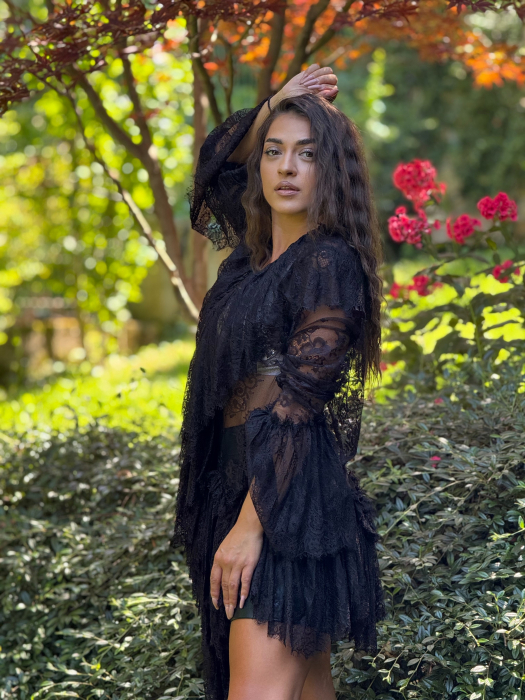 Bluza din dantela cu colturi [3]