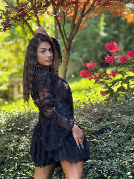 Bluza din dantela cu colturi [4]