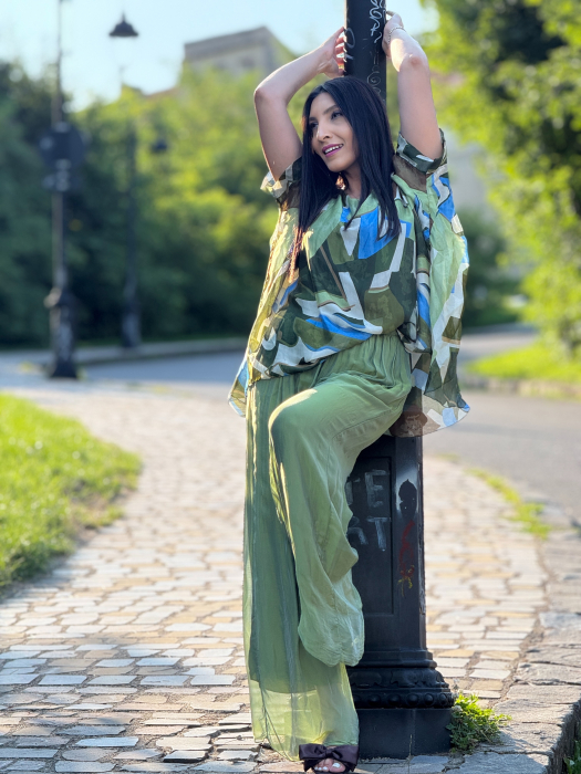 Bluza din matase cu forme geometrice [5]
