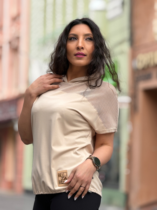 Bluza din vascoza cu gluga din plasa [3]