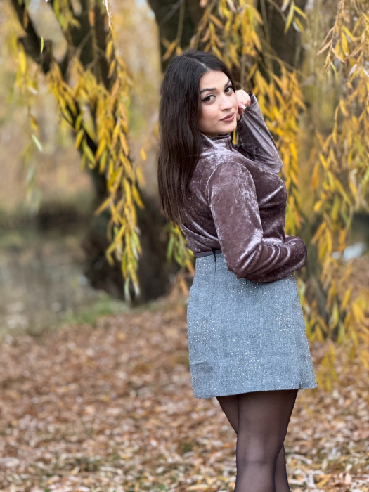 Bluza eleganta cu croiala lejera [4]