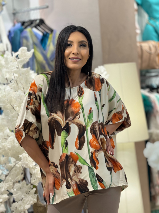 Bluza florala cu imprimeu de irisi [1]