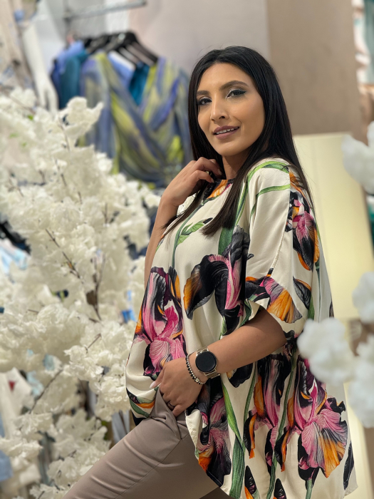 Bluza florala cu irisi multicolori [2]