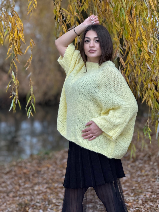 Bluza galbena buclata [2]