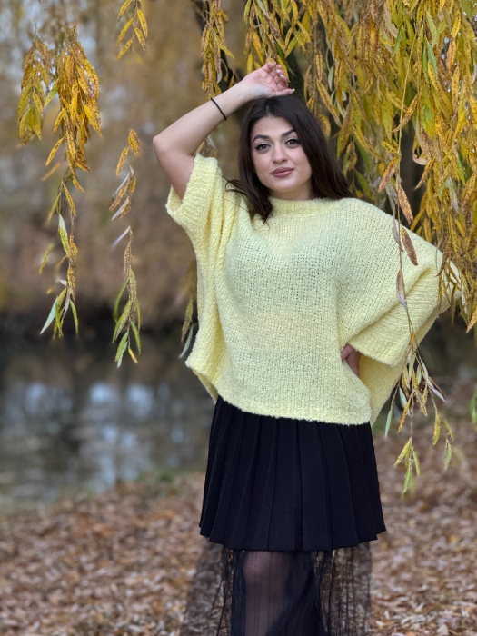 Bluza galbena buclata [3]