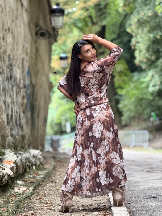 Bluza lejera cu flori [5]