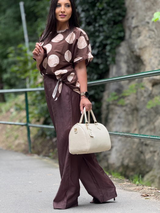Bluza maro cu buline [5]