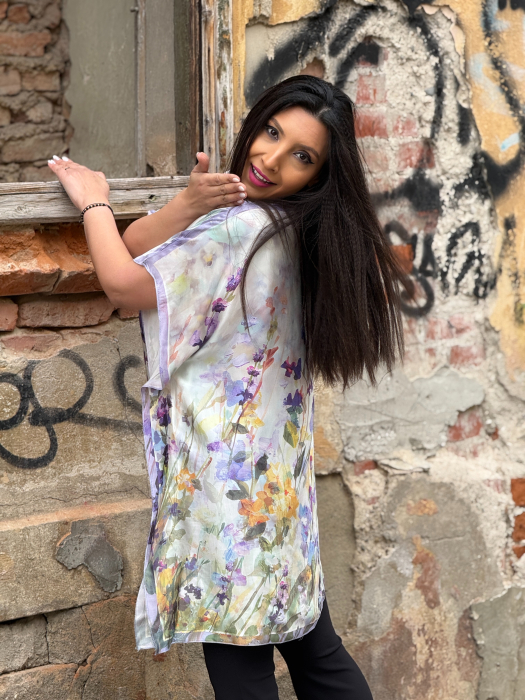 Bluza mov cu imprimeu flori de camp [6]