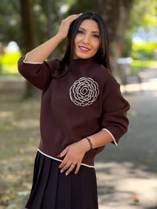 Bluza tricotata cu brosa floare [2]