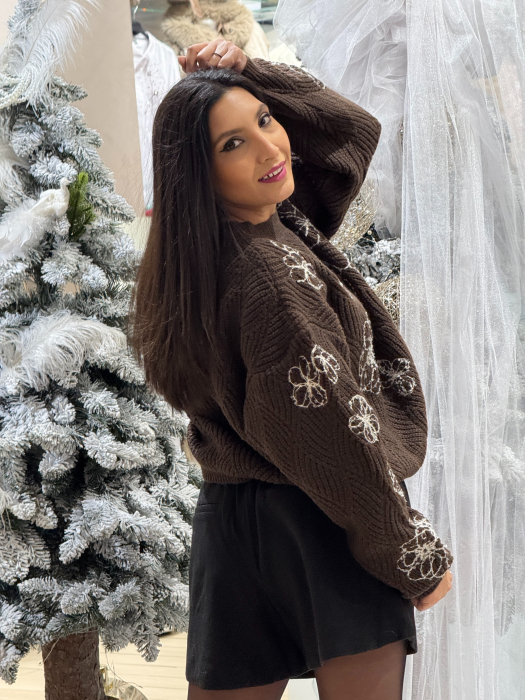 Bluza tricotata cu flori [4]