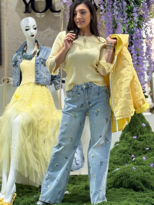 Bluza tricotata cu maneci trei sferturi si detalii din dantela [3]