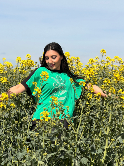 Bluza verde cu flori [6]