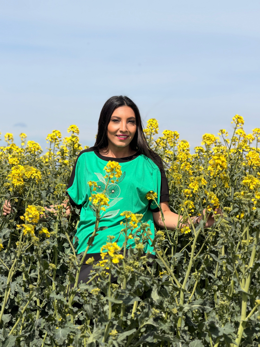 Bluza verde cu flori [3]