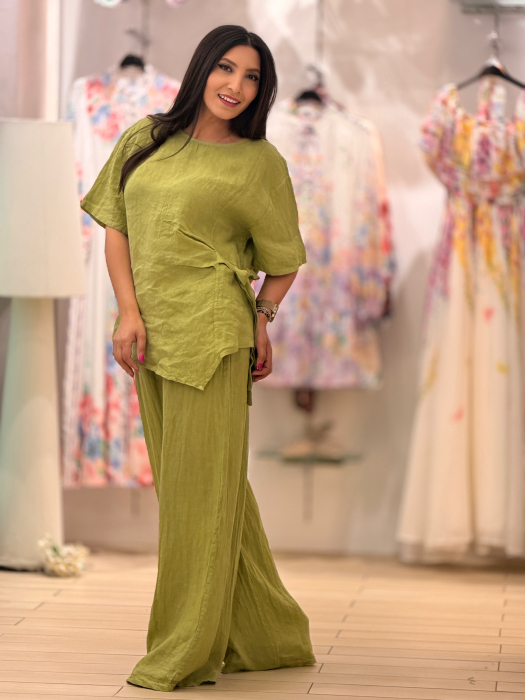 Bluza verde cu reglaj in talie [6]