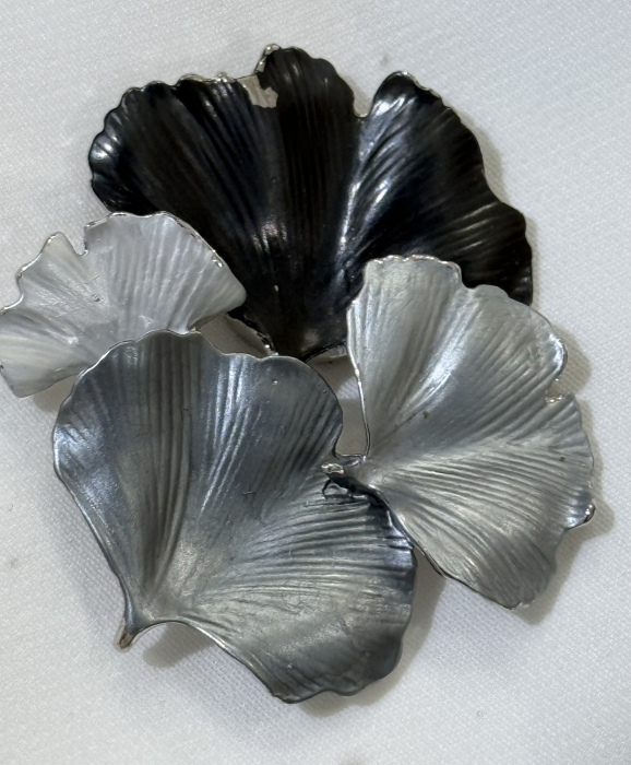 Brosa floricele cu magnet [3]