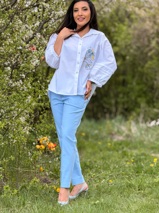 Camasa alba cu nasturi si broderie florala [5]
