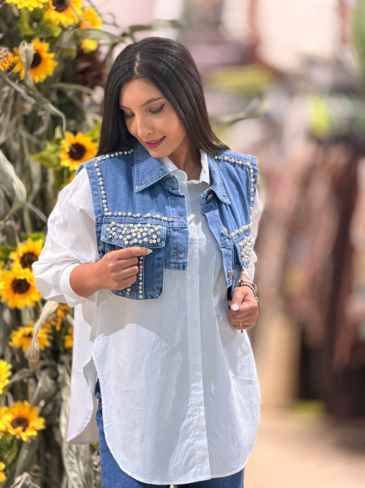 Camasa alba cu vesta din denim si perle [3]