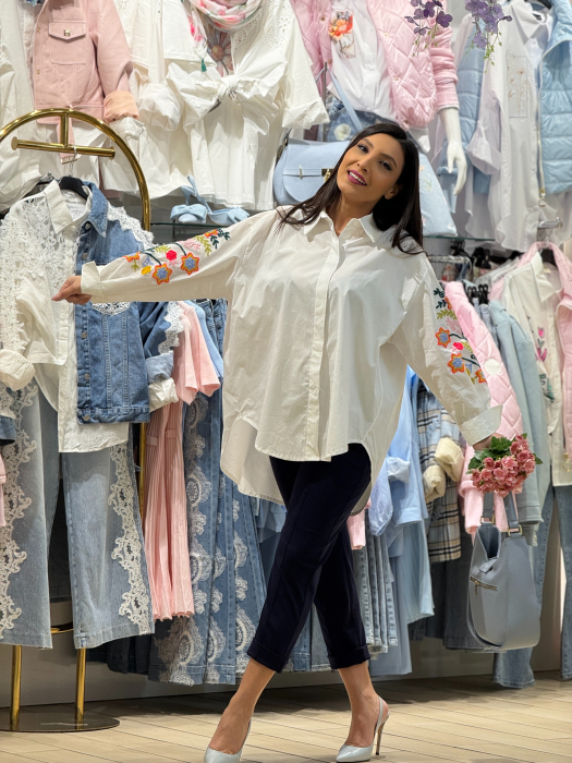 Camasa cu broderie florala pe maneci [5]