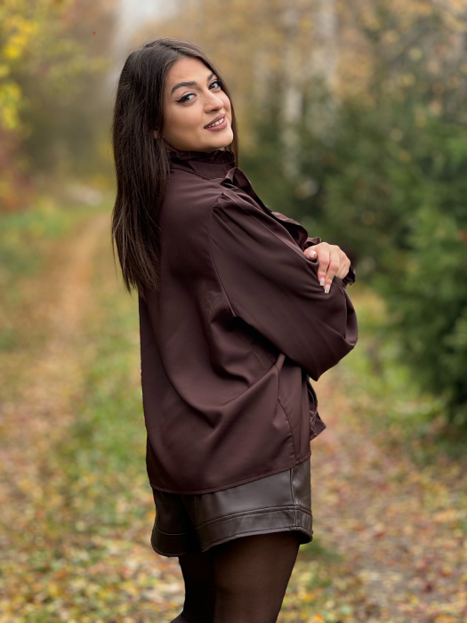 Camasa cu volane decorative si dantela [3]