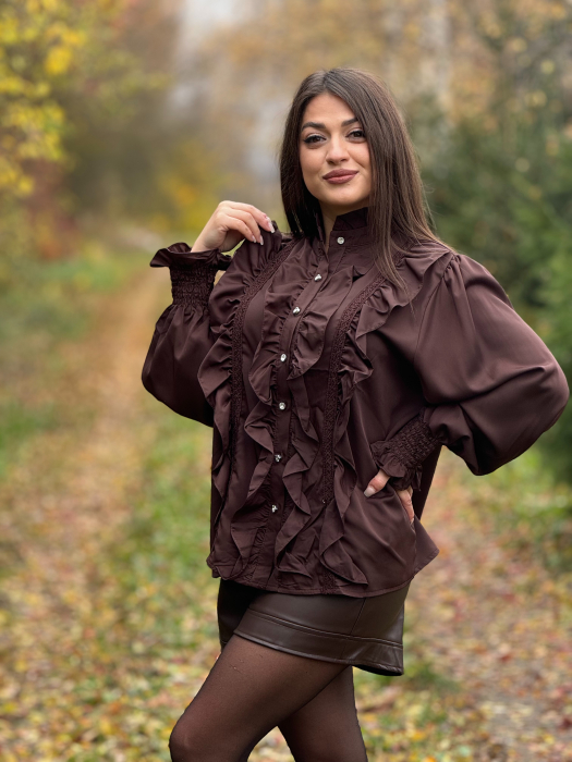 Camasa cu volane decorative si dantela [2]