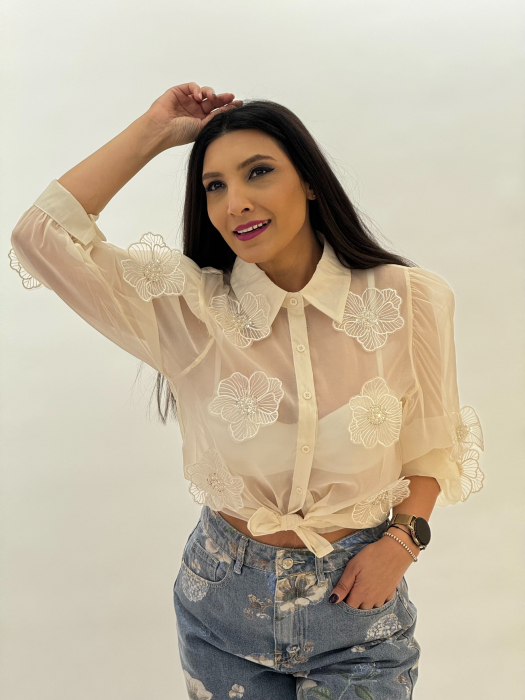 Camasa din organza cu flori aplicate [4]