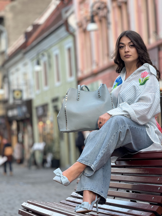 Cămașă dungată cu flori pictate [6]