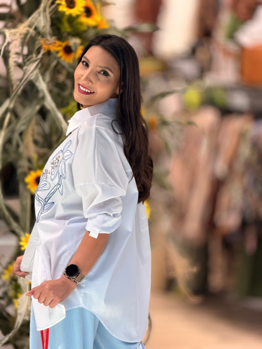 Camasa oversize cu print floare albastra [3]