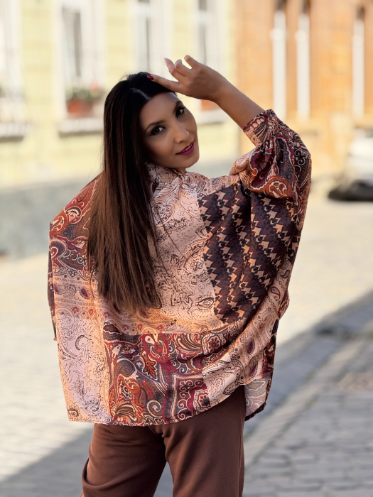 Camasa satinata cu modele geometrice [2]