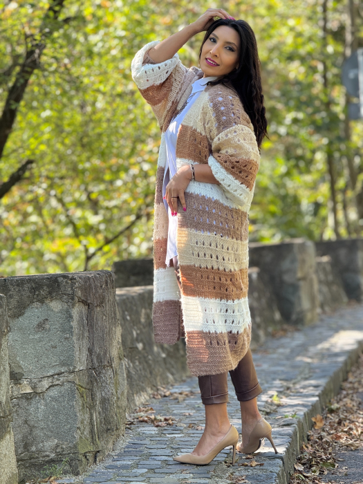 Cardigan tricotat in dungi [6]