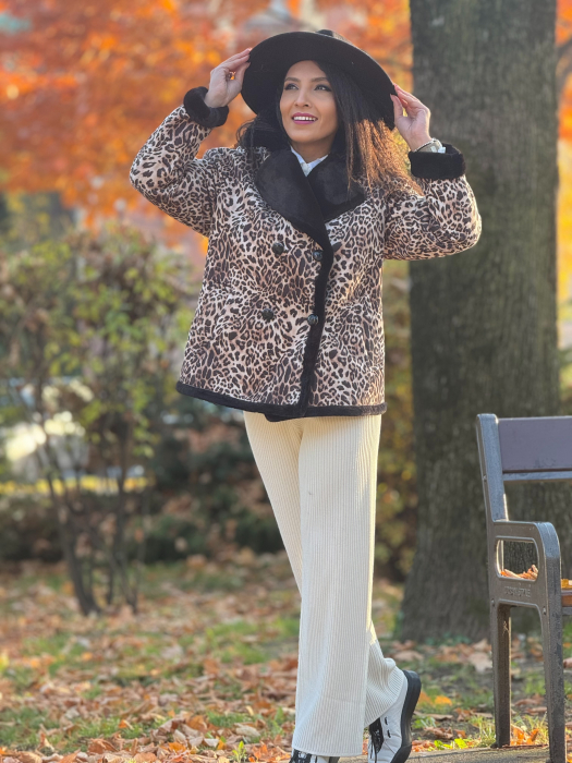 Cojoc animal print fara cordon [2]