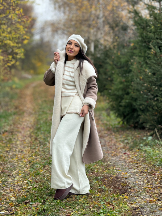 Cojoc cu nasturi negrii [2]